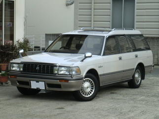  Crown Modelo T (GS130) 1987-1999