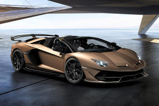 Potencia de Motor de Lamborghini Aventador. Cuántos Caballos de Fuerza y  Kilovatios